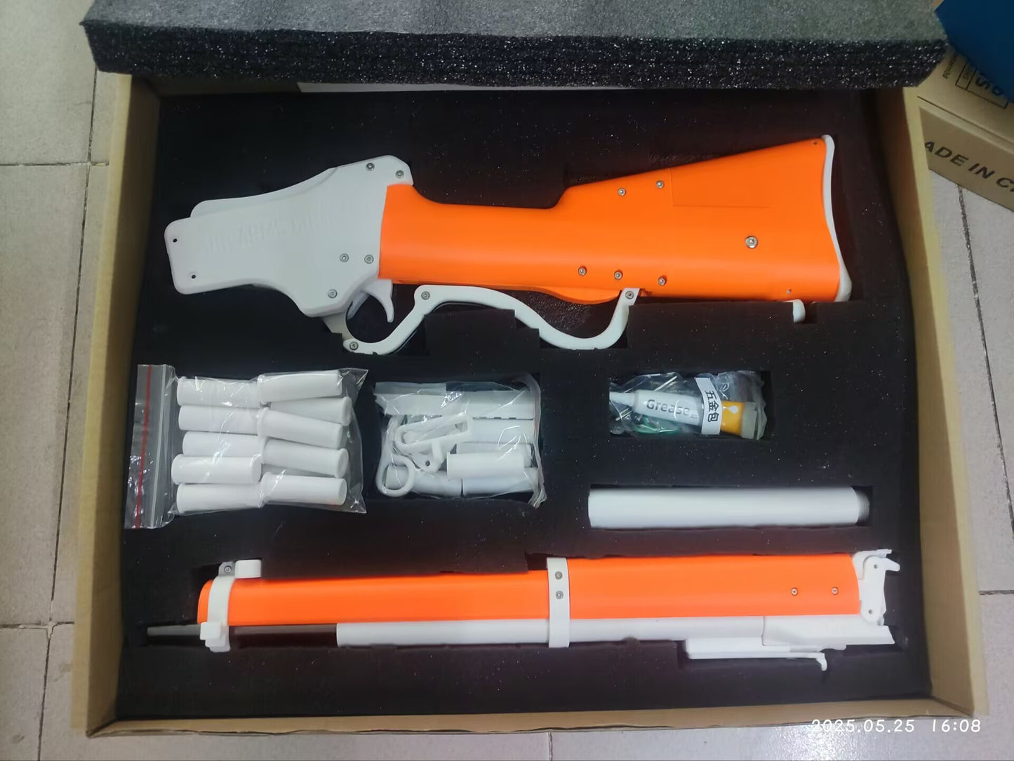 The Brontusk Martini--lever action shell ejecting nerf rifle